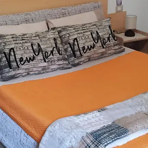  Appartamento A Casa Di Donnie Italia